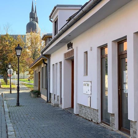 Penzion Holiday Trnava Extérieur photo