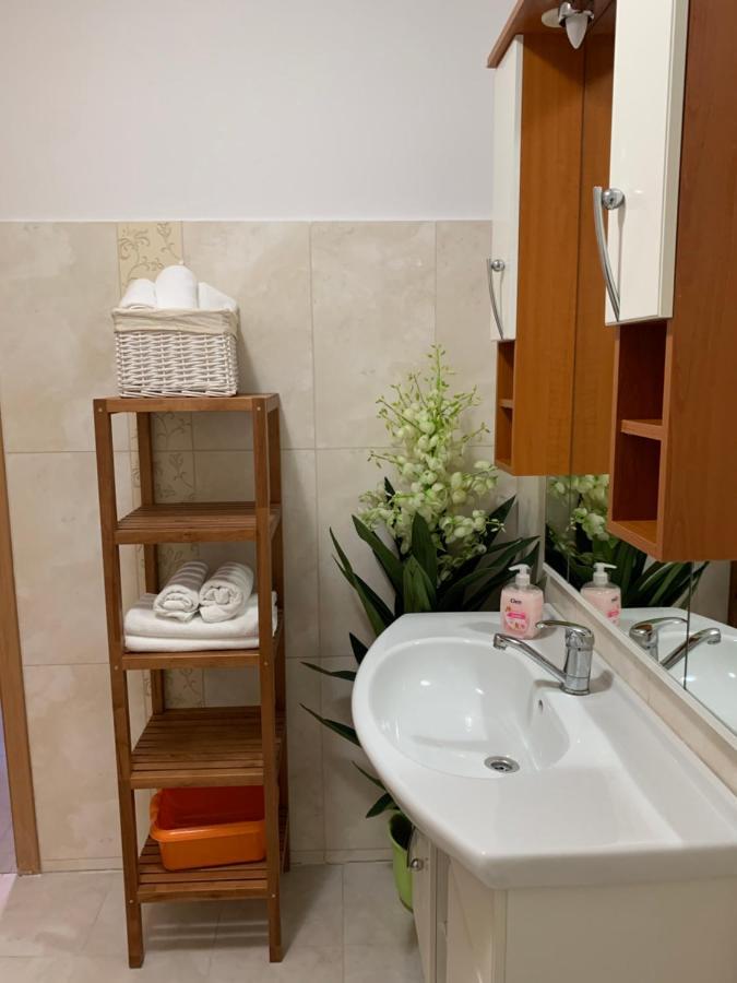 Penzion Holiday Trnava Extérieur photo